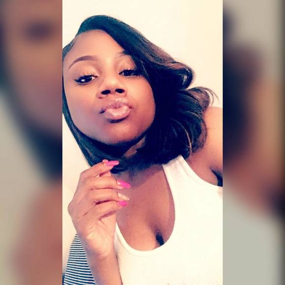 Meet your Posher, Antwanette - Picture 1 of 1